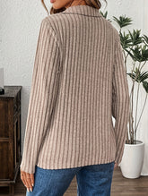 V-neck loose-fitting long-sleeved T-shirt top